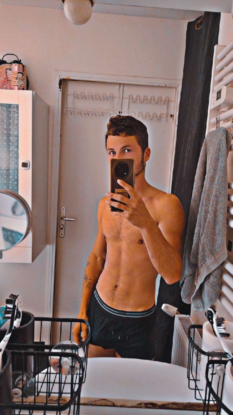 Profil de Feodor, 18 ans, Plan Cul à Taourirt Melloulene