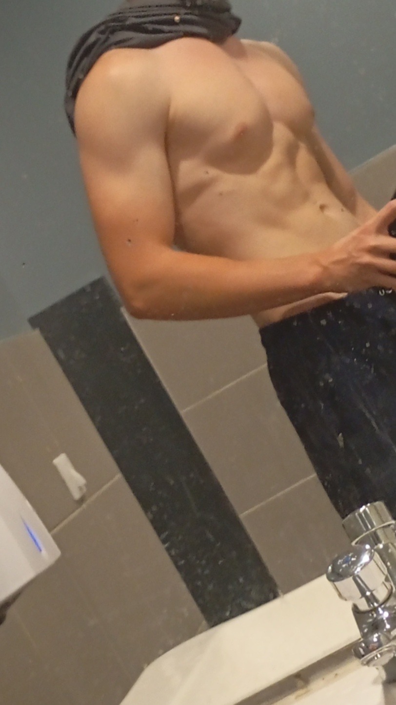 Profil de Rian, 18 ans, Plan Cul à Lotissement Omniya