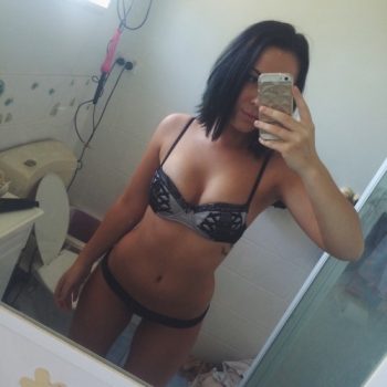 Profil de Tessia, 23 ans, Plan Cul à Aït Intabt