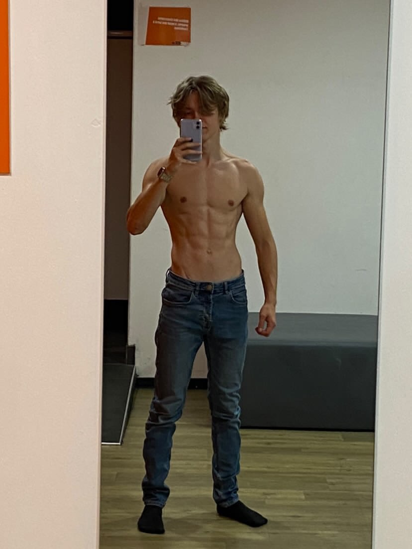 Profil de Emiliano, 22 ans, Plan Cul à Dar Farouq
