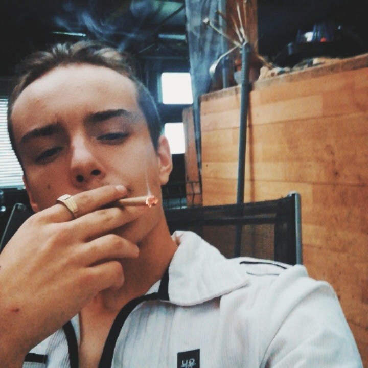 Profil de Kadir, 18 ans, Plan Cul à Lgour