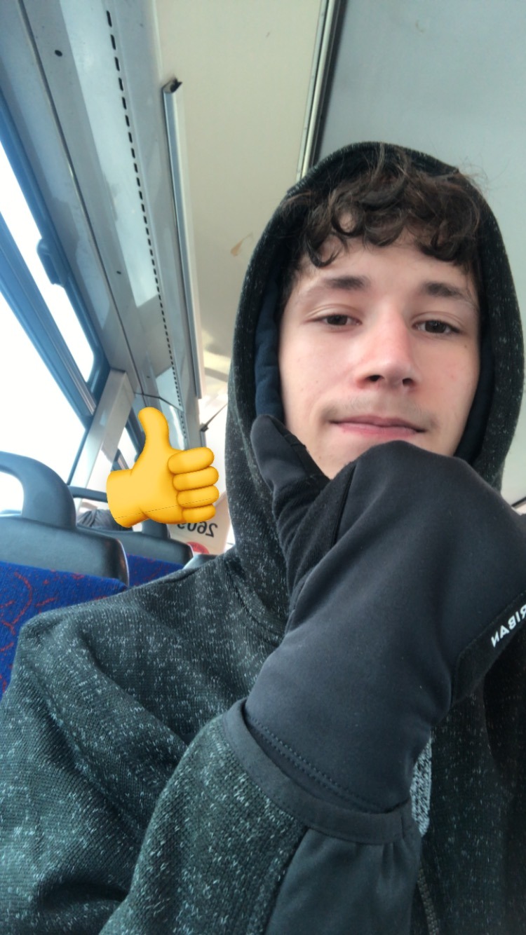 Profil de Tristan, 21 ans, Plan Cul à Toghiout Ibounlitene