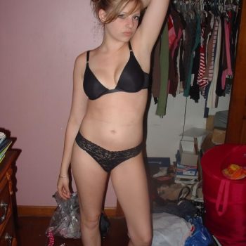 Profil de Carmele, 26 ans, Plan Cul à Bir Lahman