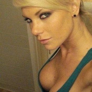 Profil de Saoussen, 35 ans, Plan Cul à Oued Moghra