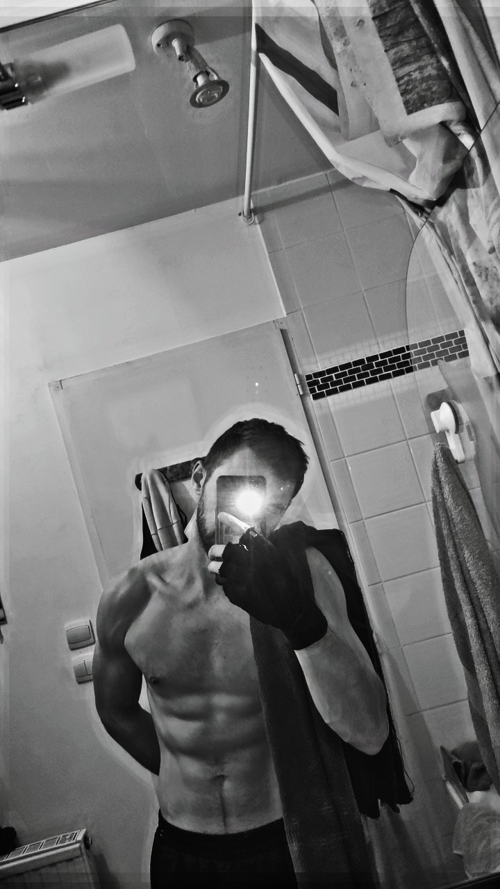 Profil de Benoni, 23 ans, Plan Cul à Douar Ait Jilali