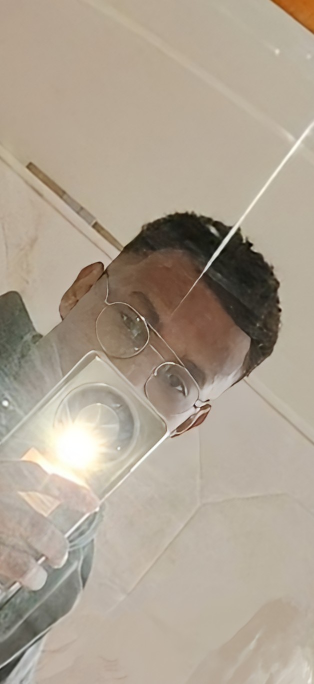 Profil de Almir, 19 ans, Plan Cul à Lotissement Amal